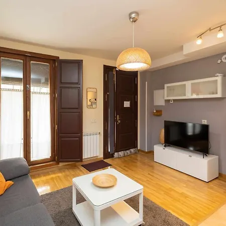 Casa Benito. Garaje. C.antigueo. *