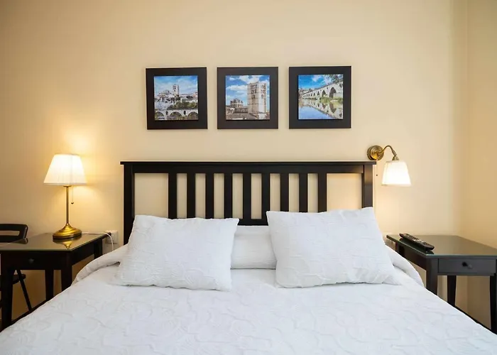 Casa Benito. Garaje. C.antigueo.